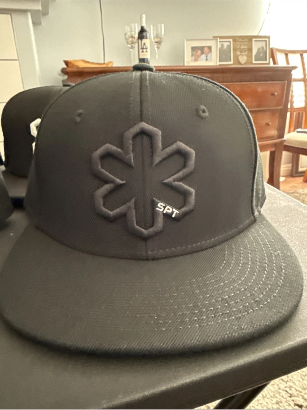 Brand New 4 Hat Bundle, All SnapBack, 2 Truckers Hats, 2 Solid Black - Picture 3 of 13
